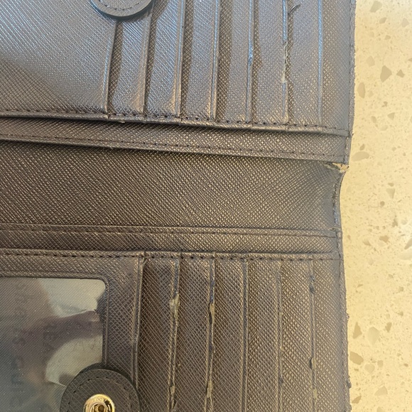 Kate Spade Wallet - Picture 4 of 6